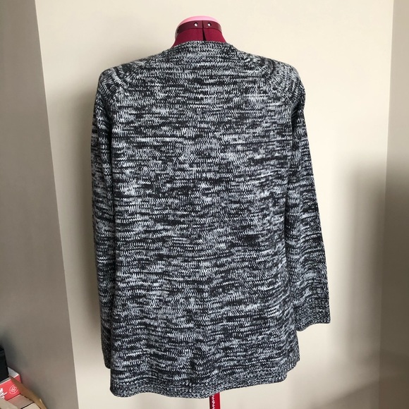 Jack Cardigan, Size Medium - Picture 3 of 6